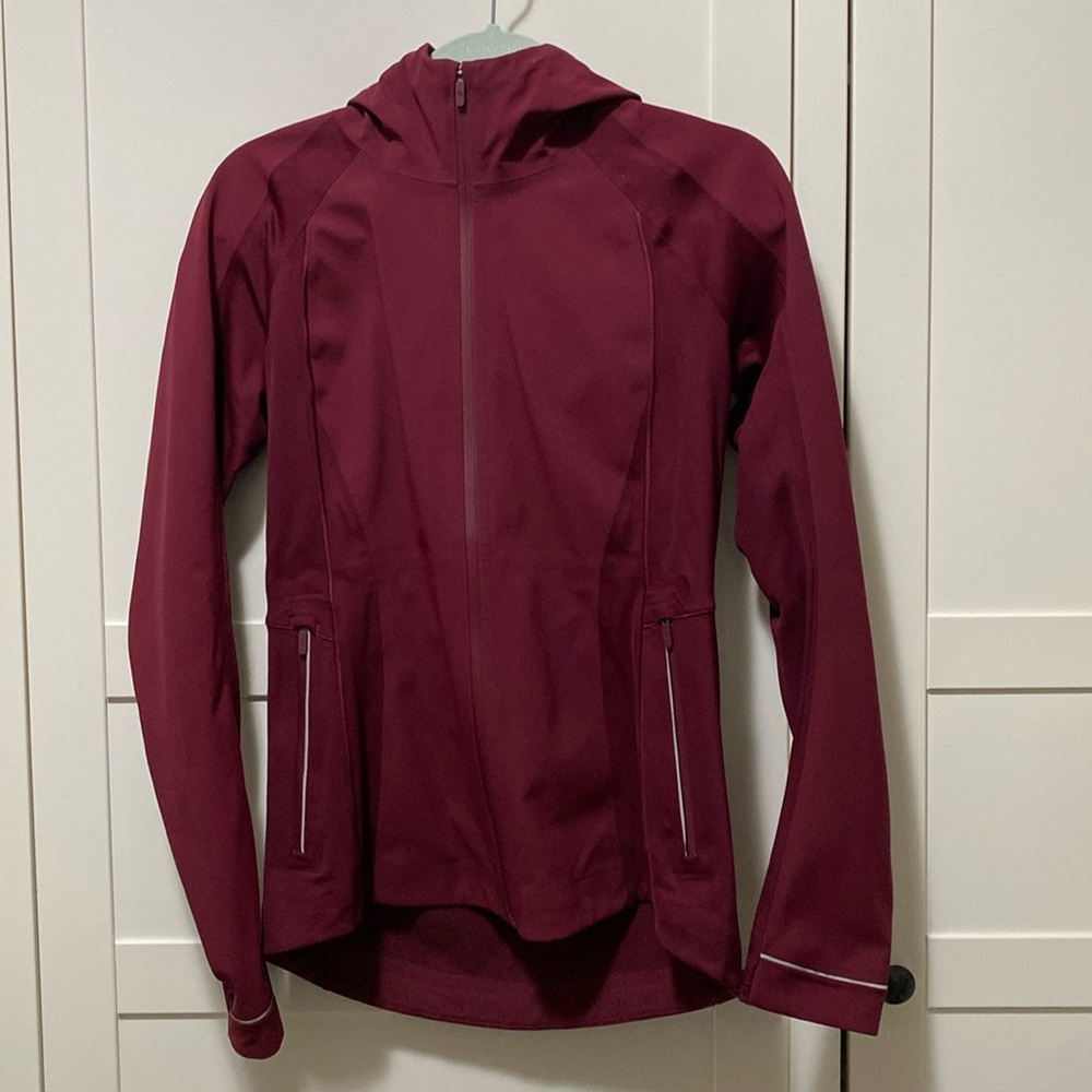 Lululemon Cross Chill Jacket RepelShell